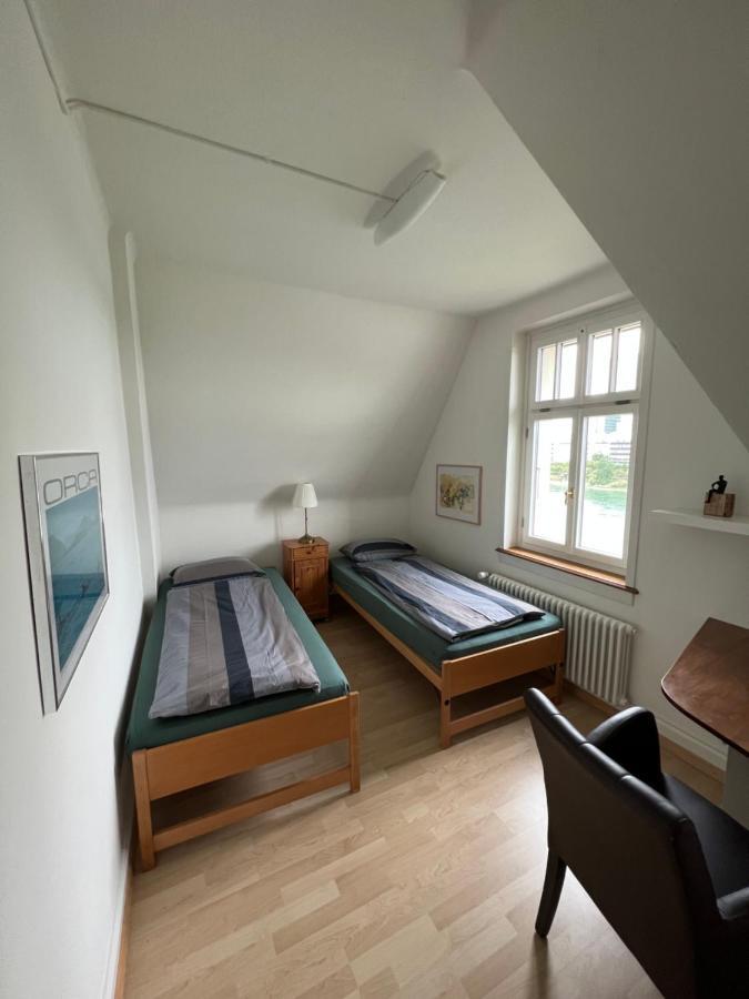 Charmante Altbauwohnung Am Rhein Basel Ngoại thất bức ảnh
